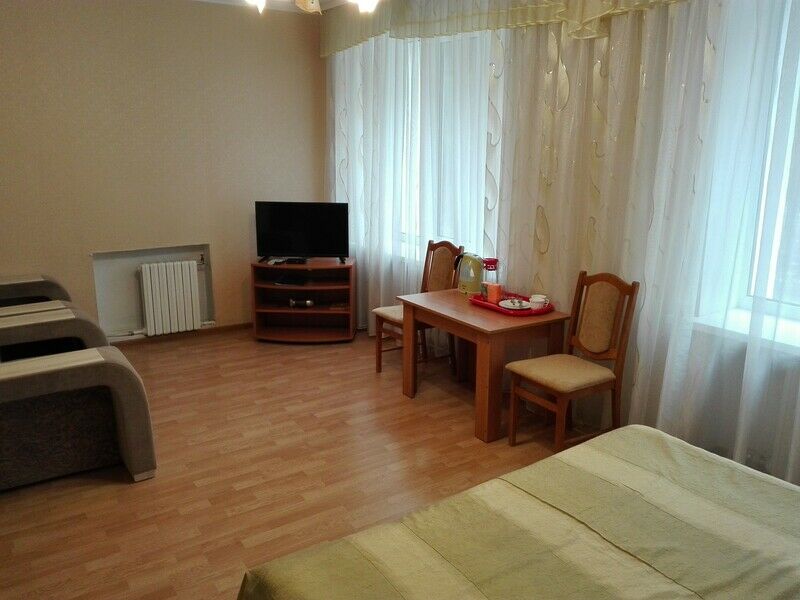 Стандартный 1-местный 2-комнатный корпус Главный