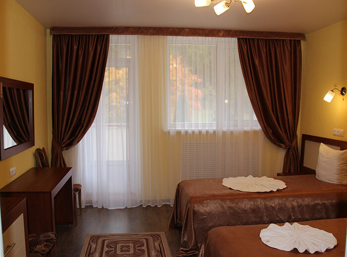 Семейный 2-местный (главный корпус)