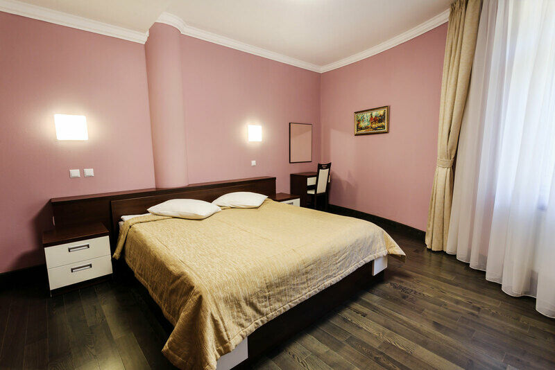 Апартаменты 3-местные 3-комнатные Suite корпус 7