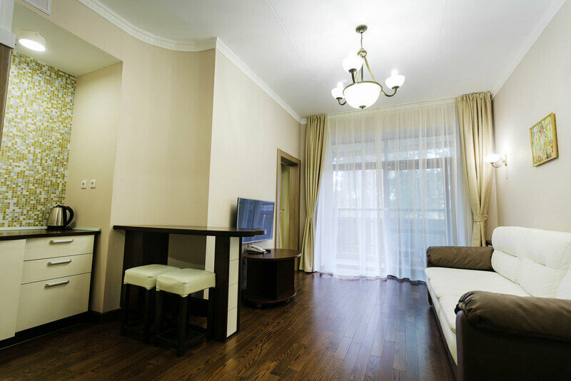 Полулюкс 2-местный 2-комнатный/Family room корпус 7