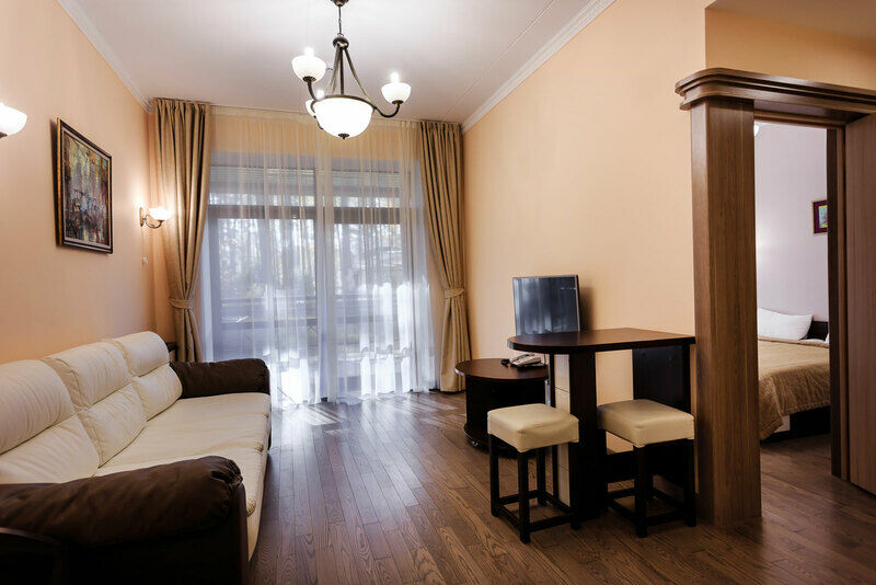 Полулюкс 2-местный 2-комнатный/Family room корпус 7