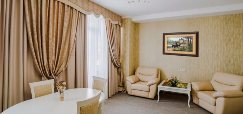 1-местный 2-комнатный номер «Люкс» Главный корпус