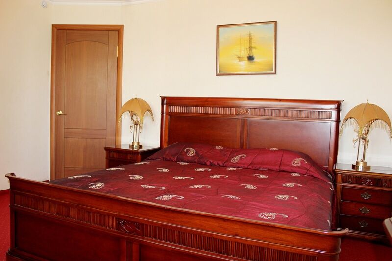 Люкс 2-местный 2-комнатный (без балкона корпус 1)