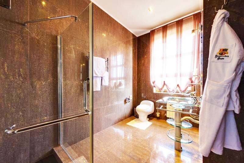 Люкс двухкомнатный