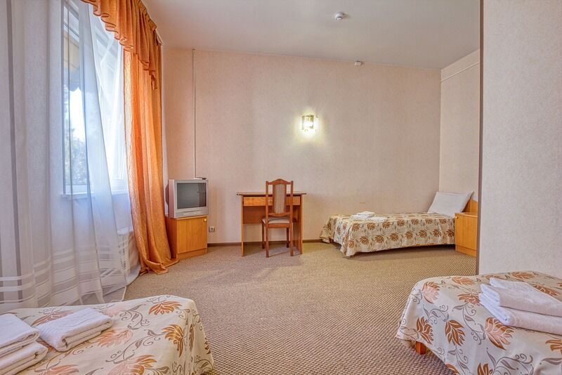 Стандарт семейный 4-местный 2-комнатный