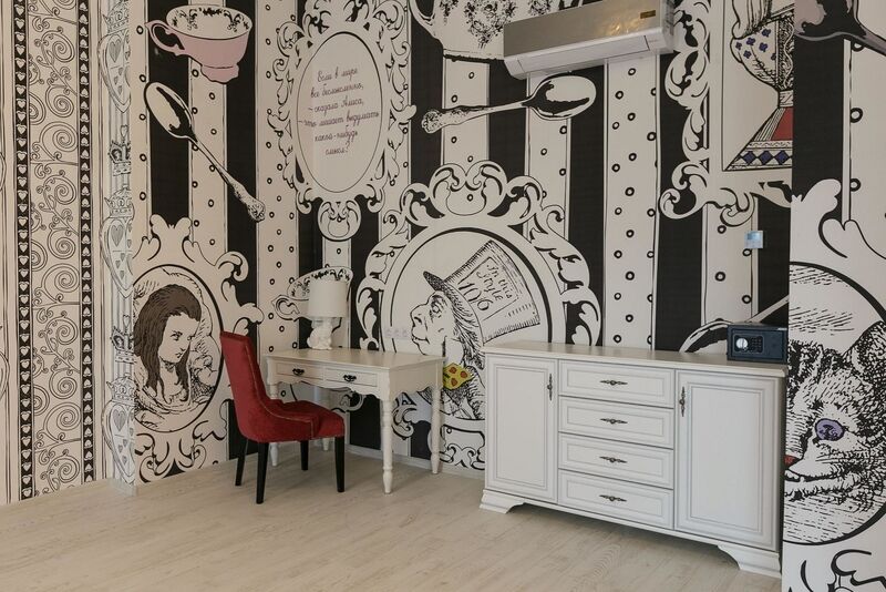 Люкс 4-местный (Алиса в стране Чудес)