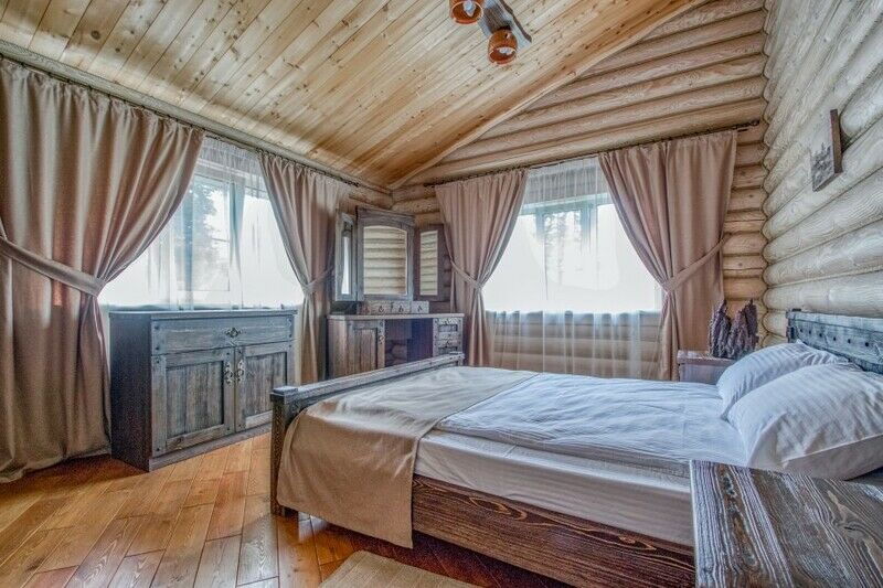 Дом 8-местный 4-комнатный