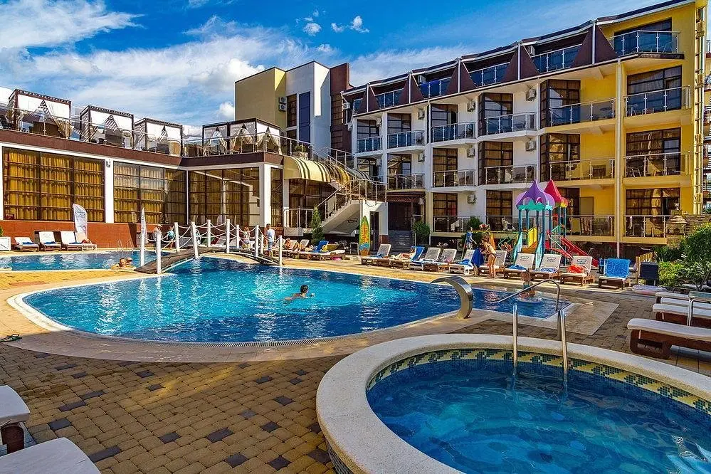 Бассейн | Pontos Family Resort Hotel, Краснодарский край