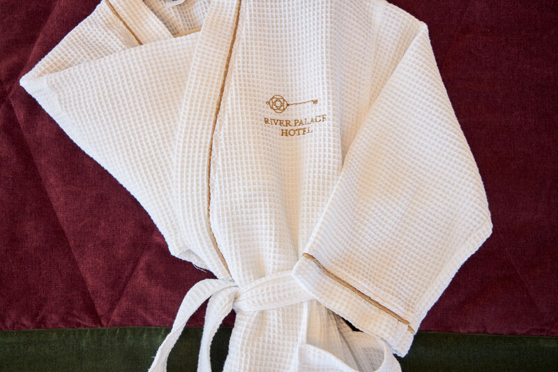 Люкс с балконом (Нева)