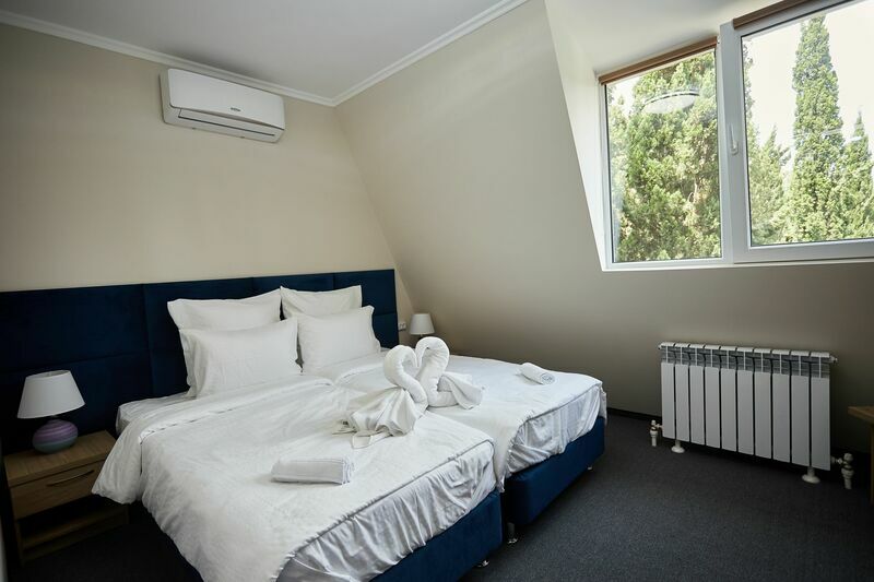 4-местный 2-комнатный  (2)