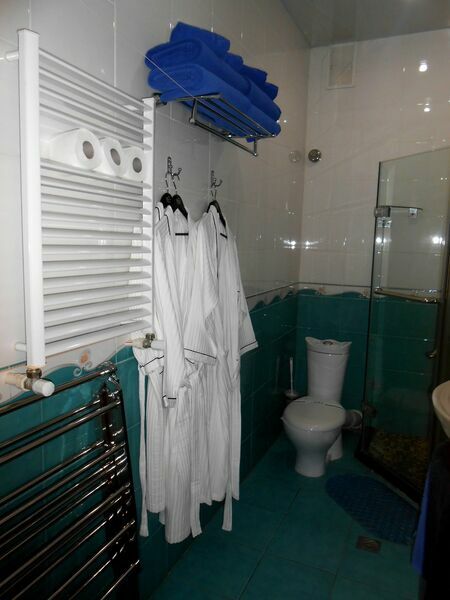 Люкс семейный 4-местный 2-комнатный