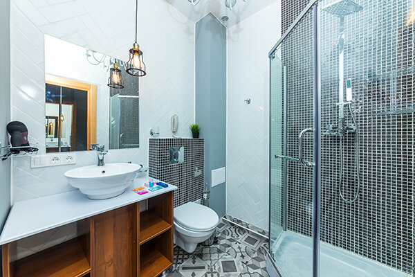 Superior mini Duplex LV bathroom