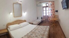 Комната-люкс для 2-3 человек с террасой и кухней, Частное домовладение Азовский бриз, Темрюкский