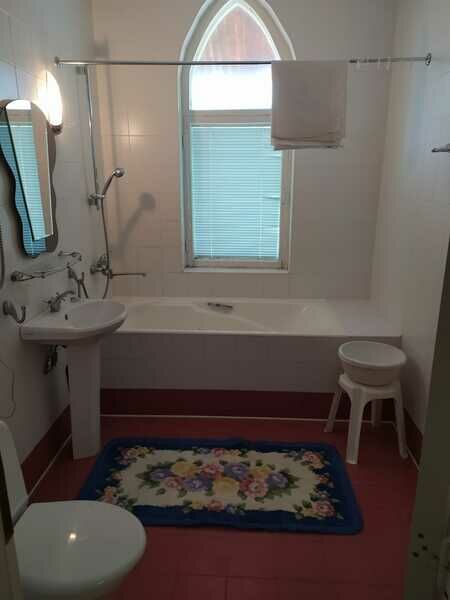 Джуниор сюит 4-местный 3-комнатный без балкона №4 (Восток) (2)