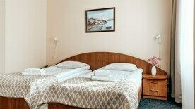 Улучшенный двухместный номер с раздельными кроватями первой категории, Отель Конаково, Конаково