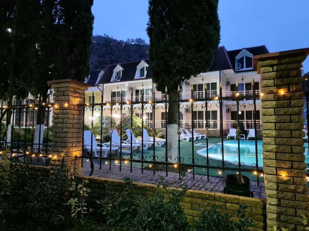 Территория | Царская аллея, Гудаутский район