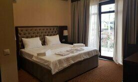 Улучшенный с 2-х спальной кроватью и балконом, Отель AinLan, Сухум