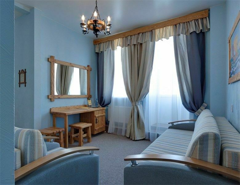 Люкс 2-местный (Свадебный)