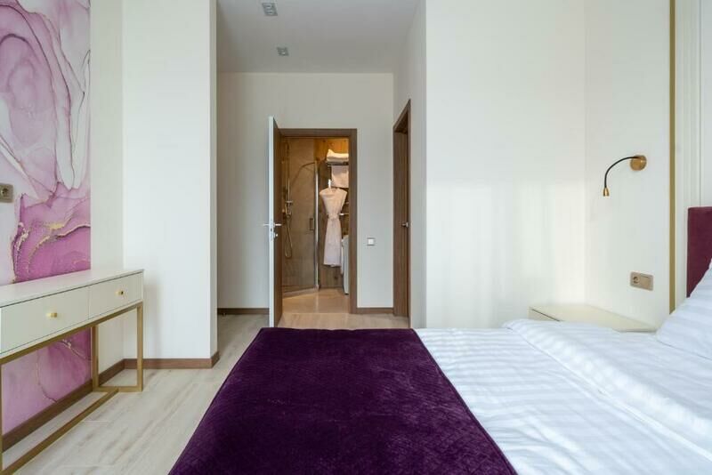 Люкс 4-местный (с 2 спальнями)