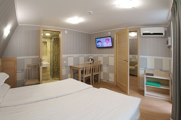 1 категория 2-комнатный в коттедже