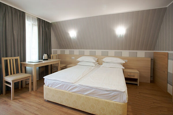 1 категория 2-комнатный в коттедже