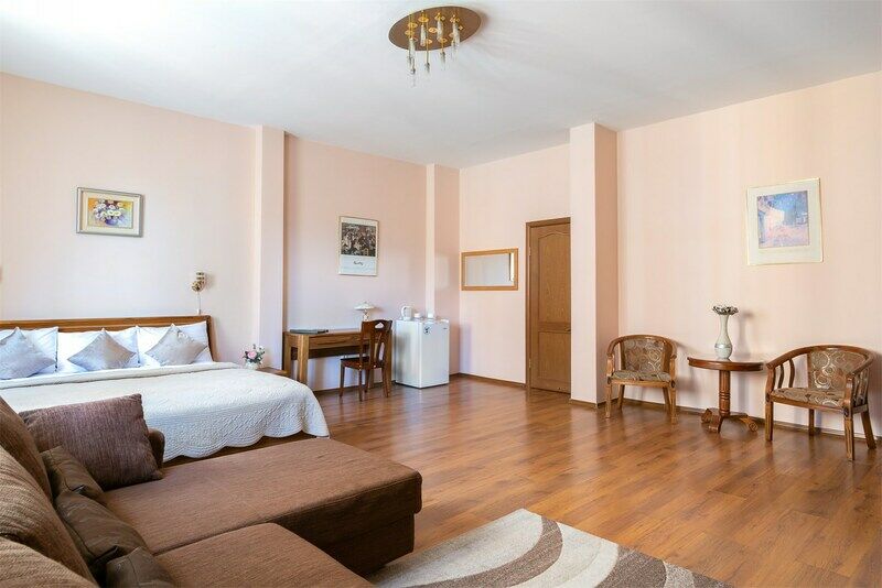 Семейный 3-местный