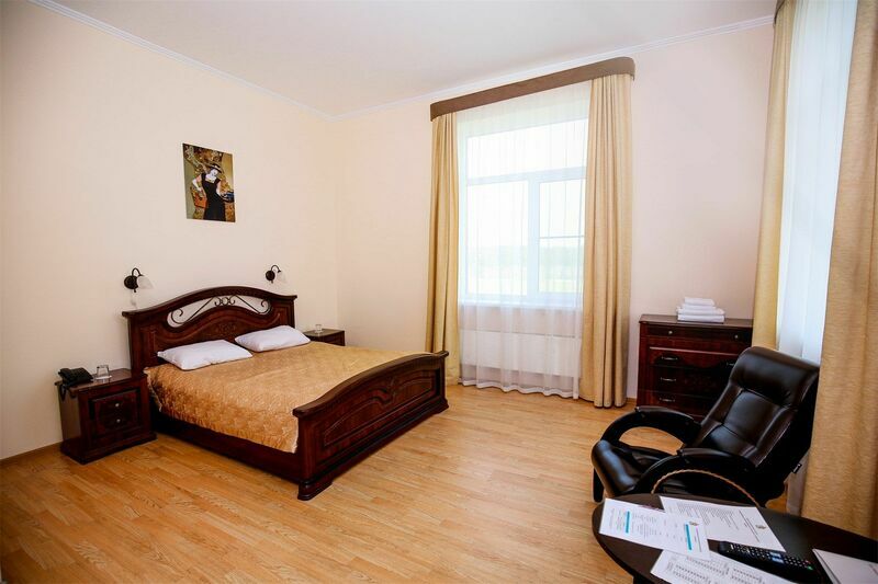 Джуниор сюит 2-местный 1-комнатный (3 звезды)