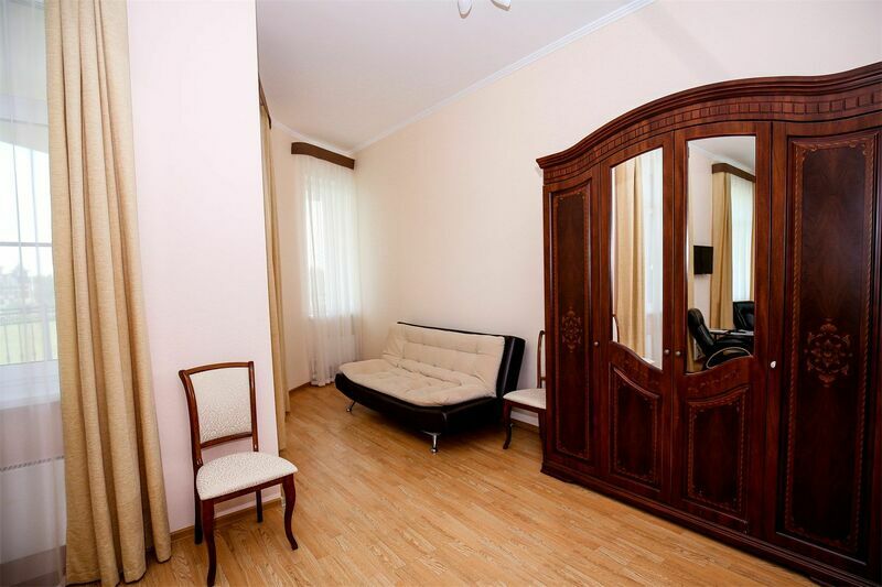 Джуниор сюит 2-местный 1-комнатный (3 звезды)