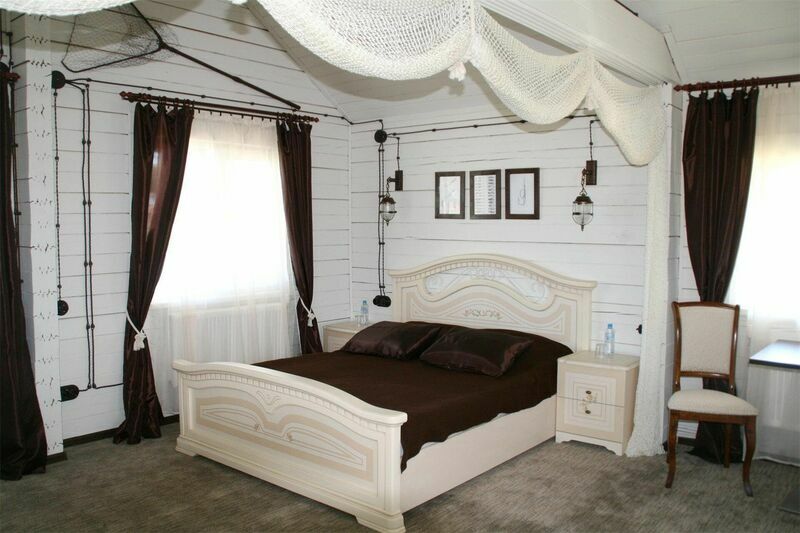 Номер 2-местный (в коттедже с баней, 3 звезды)