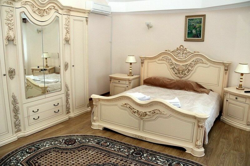 Сюит 2-местный 3-комнатный 2-уровневый (4 звезды)