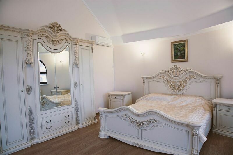 Сюит 2-местный 3-комнатный 2-уровневый (4 звезды)