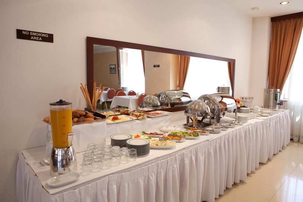 Ресторан | Aviatrans Hotel, Ереван