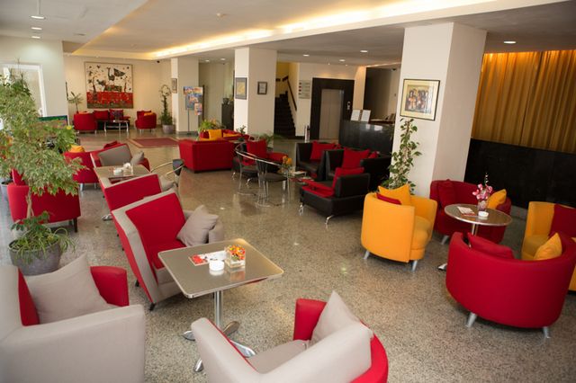 Холл | Europe Hotel, Ереван