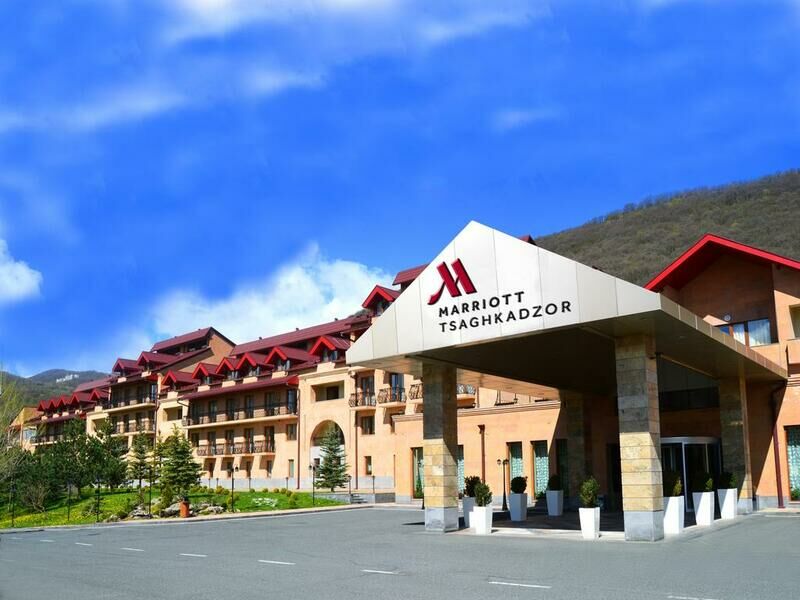 Отель | Marriott Tsaghkadzor, Котайская область