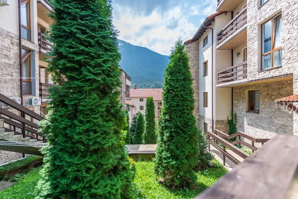 Дворик | Oplot Apartments, Краснодарский край