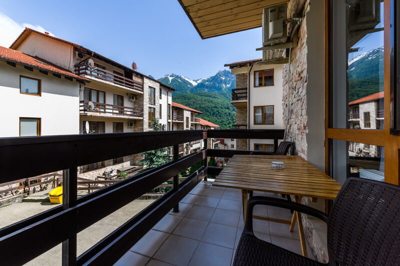 Студио Улучшенный 2-местный (с балконом)