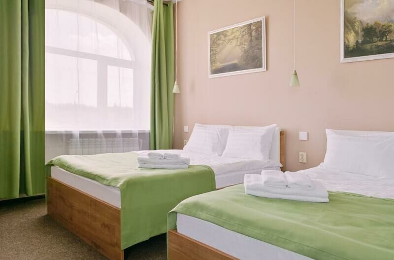 Стандартный 4-местный 1-комнатный TWIN (с электрокамином)