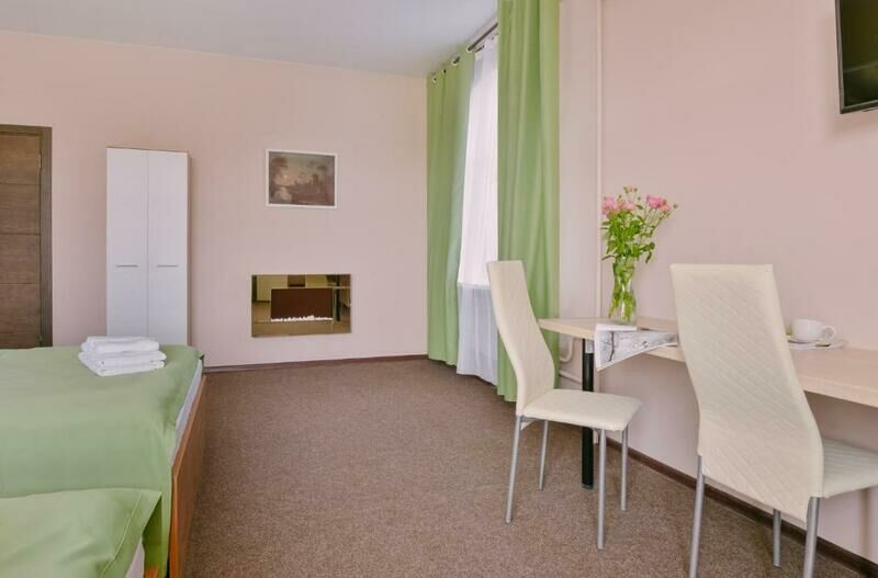 Стандартный 4-местный 1-комнатный TWIN (с электрокамином)