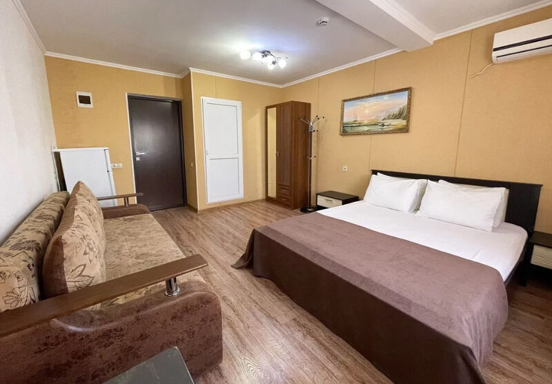 Стандартный 4-местный 1-комнатный