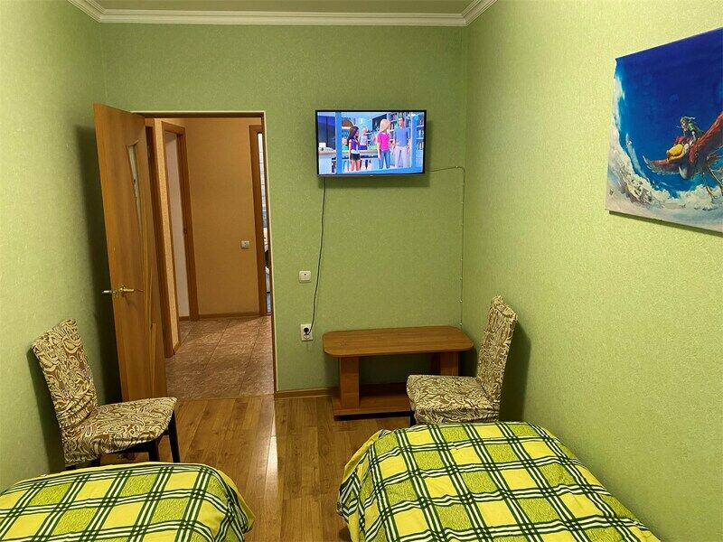 Апартаменты 4-местный 2-комнатный (на Коллективной 6)