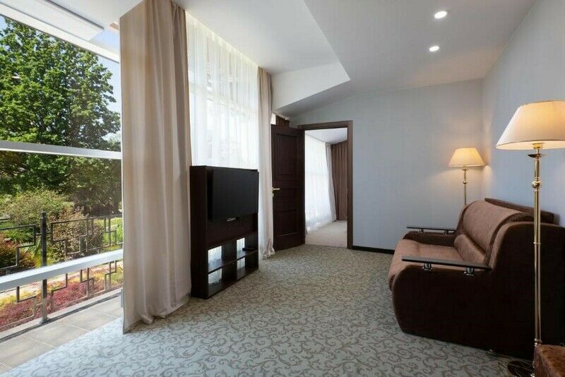 Люкс с видом на сад