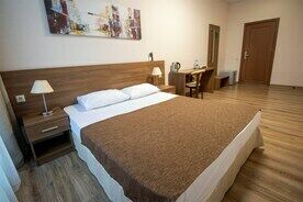 Улучшенный 4-местный 2-комнатный, Отель Atmosfera hotel & SPA, Сочи