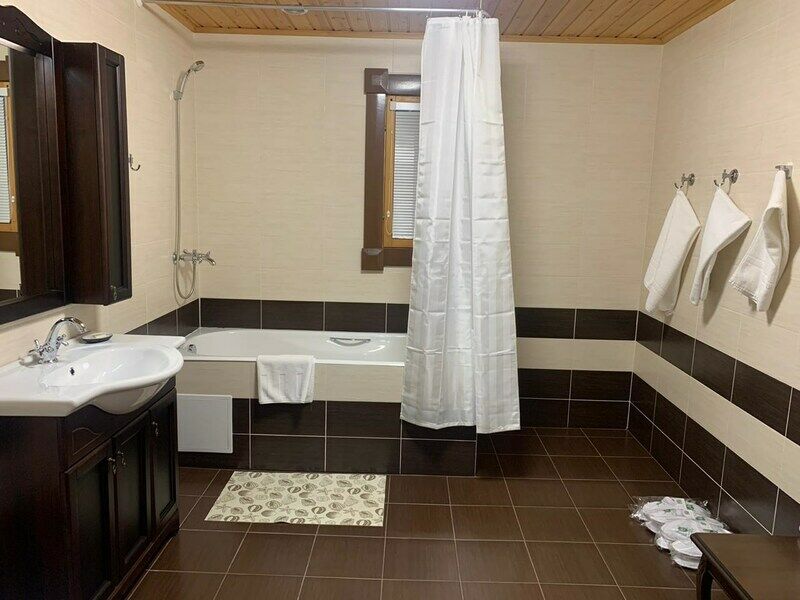 Коттедж 10-местный