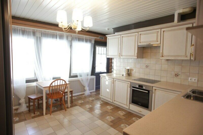 Коттедж 6-местный 2-этажный (со вторым светом)