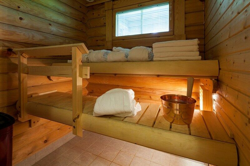 Коттедж 6-местный 2-этажный (со вторым светом)