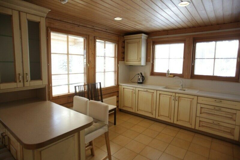 Коттедж 8-местный 2-этажный