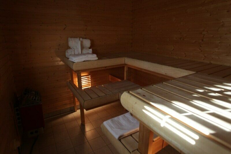 Коттедж 8-местный 2-этажный (со вторым светом)