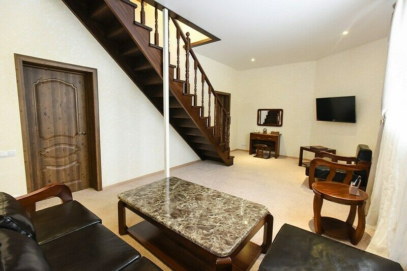 Коттедж 4-местный 2-этажный MAGIC COTTAGE