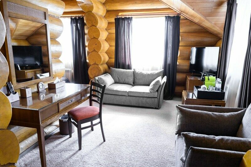 Коттедж 8-местный 5-комнатный БЕРЛОГА