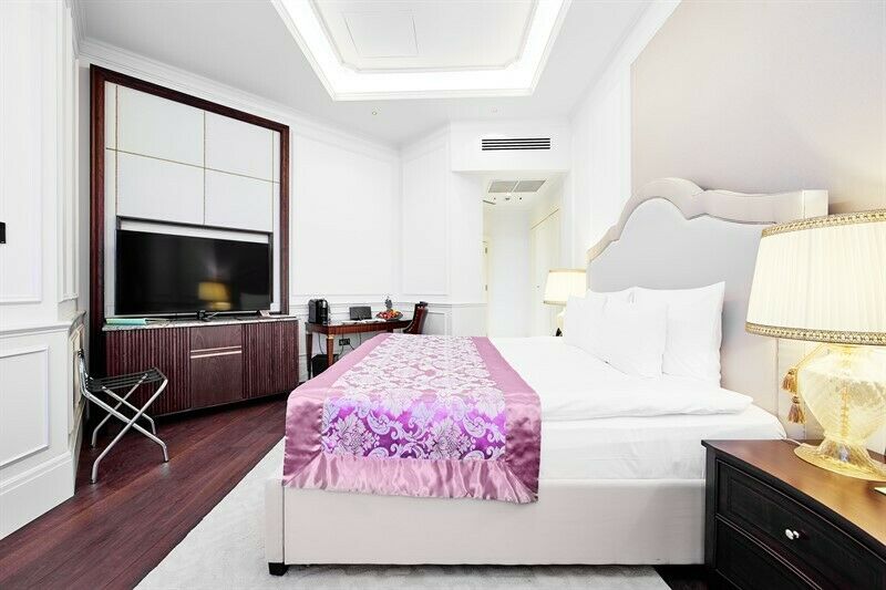 Люкс 2-местный (Suite one-bedroom)